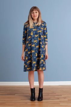 Organic Cotton Women's Dresses - Winter Water Factory Cheetahs, Bold Pattern Dress, Water Factory, Jungle Scene, Scandinavian Fashion, Dreamy Dress, Hair Wear, Pattern Dress, City Style