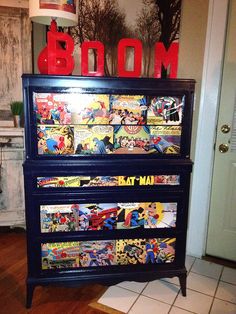 Custom made Comic Book Dresser by Jogunwarrior, via Flickr Super Hero Dresser, Kid Dresser, Decoupage Dresser, Dresser Diy, Dresser Ideas, Superhero Bedroom, Superhero Room