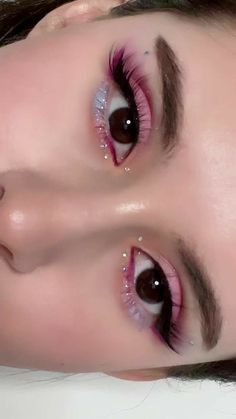 Y2k Makeup Rhinestones, Makeup With Sequins, Valentines Day Makeup Simple Pink, Douyin Valentine Makeup, Mocha Makeup Look, Pink Eye Makeup Aesthetic, Cute Makeup Looks Kawaii, Pink Valentines Makeup, Chunky Glitter Eye Makeup