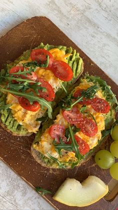 Breakfast Wraps Ideas, Healthy Whole Foods, Nourishing Meals, Pasti Sani, Idee Pasto, Yummy Dinner, Makanan Diet, Whole Food Diet, Healthy Food Motivation