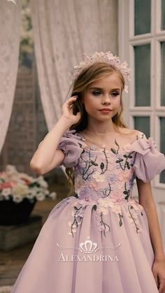 Sewing Pattern For Long Dress, Dress For Children Girl, Beautiful Dresses Elegant Long, Fancy Girls Dresses, Bow For Dress, Dress Kids Girl, Wedding Dress Kids, Girls Ball Gown Dresses, Dresses For Children