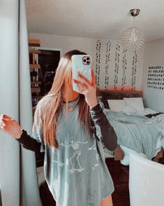 Vsco Outfit, 2020 Outfits, Produk Apple, Teenage Outfits, Ținută Casual, Casual School Outfits, Foto Poses, Skateboard Art, Cute Comfy Outfits