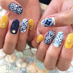 Tile Nail Design, Bohemian Nail Art, Tile Nails, Bohemian Nails, Flower Nail Stickers, Tile Artwork, Boho Nails, Floral Nail Designs, Holiday Flower