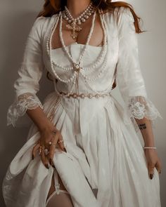 Regencycore Aesthetic, Bridgerton Themed Party, Bridgerton Core, Cute Tea Party, Light Academia Style, Ocean Queen, Victorian Ball Gowns, Bridgerton Aesthetic