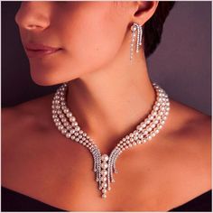 Yoko London | Exceptional Pearl Jewellery | Yoko London 18ct White Gold Akoya Pearl and Diamond Necklace Pearl Necklace Outfit, Real Pearl Necklace, Pearl Jewels, Pearl Necklace Designs, Diamond Necklace Designs, Pearl Necklace Wedding, Bridal Diamond Jewellery, Pearl Jewelry Sets