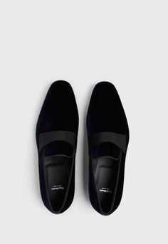 Black Shoes For Tuxedo, Tuxedo With Loafers Men, Groom Black Shoes, Tuxedo Shoes For Men, Black Suit Shoes, Clean Suede Shoes, Groomsmen Dress, Black Loafers Men, Groomsmen Grey