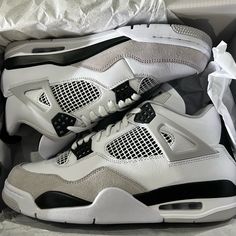 Jordan 4 Couture, Jordan 4s Black, Visions Board, Cute Jordans, Zapatillas Jordan Retro, Rare Jordans, Jordan Cp3, Jordan 4 Black, Jordan V