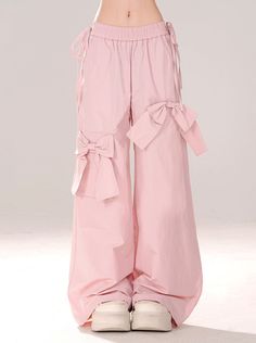 Pink Cute Clothes, Pastel Fashion Aesthetic, Kawaii Pants, Coquette Outfits, Mode Kawaii, Icon Pink, Crop Top Dress, School Clothes, Mein Style