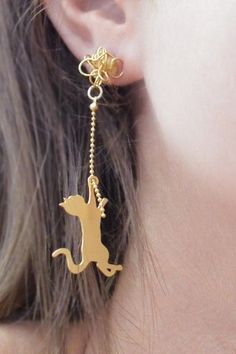 Cat Playing With Yarn, Gold Cat Earrings, Playful Earrings, Cat Earring, Animals Jewelry, Cat Stud Earrings, Weird Jewelry, Elephant Ring, Cat Earrings Studs