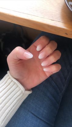 Ombre Neutral Nails Almond, Almond Short Ombre Nails, Short Pink To White Ombre Nails, Almond Shaped Pink And White Nails, Biab Gel Nails Ombre, American French Dip Nails, White Tips On Almond Nails, White To Pink Ombre Nails Almond, Neutral Pink Ombre Nails