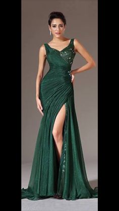 Petunias, Miss Circle, Circle Dress, Beaded Prom Dress, Green Prom Dress, Dress Green, Gorgeous Gowns