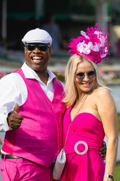 The Kentucky Oaks pink is a fashion statement steeped in tradition. #fashion #style #KentuckyDerby Dance Mums, Kentucky Oaks, Dance Moms Dancers, Dance Moms