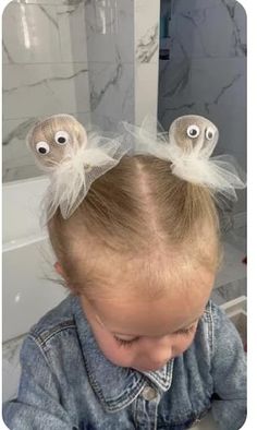 Easy Toddler Hairstyles, Halloweenský Makeup, Hairstyles 2022, Girl Hair Dos, Easter Hairstyles For Kids, Wacky Hair Days, Beautiful Braided Hair, Crazy Hair Day, Bangs Hairstyles