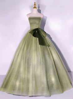 Silhouette:ball gownHemline:floor lengthNeckline:straplessFabric:tulleShown Color:greenSleeve Style:sleevelessBack Style:lace upEmbellishment:pleatsBuilt-in Bra: yes Strapless Green Dress, Prom Dress Green, Evening Gala, Strapless Evening Gowns, Green Tulle, فستان سهرة, A Line Prom Dresses, Green Prom Dress, Custom Size Dresses