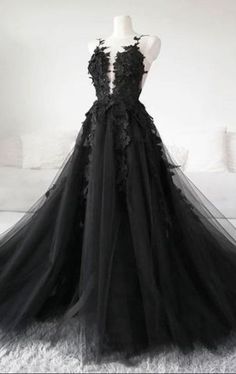 Black Wedding Dress A Line, Black Marriage Dress, Black Gothic Prom Dress, Black Prom Dress Ideas, Black Satin Wedding Dress, Prom Dresses Black Lace, Formal Dresses Black, Black Formal Dresses, Ball Gown Black