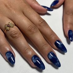 Denim And Diamond Nails, Blue Denim Nails, Blue Watercolor Nails, Almond Designs Nails, Marine Blue Nails, Blue Velvet Nails, Blue Gel Nails Ideas, Denim Blue Nails, Nails Almond Blue