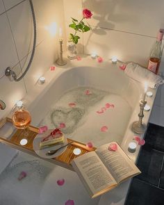 Aesthetic Bath, Bath Aesthetic, Drømme Liv, Vision Board Photos, Relaxing Bath, Bath Caddy, Me Time, Rose Petals, Pink Aesthetic