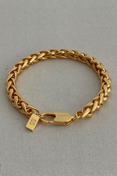 Bracelet Mens Gold, Gold Breslet For Men Design Latest, Men Gold Accessories, Men’s Gold Bracelet Designs, Mens Bracelet Gold Jewelry Style, Men Kada Gold, Breslet Jewelry Gold For Man, Men’s Bracelet Gold, Gents Gold Bracelet Designs