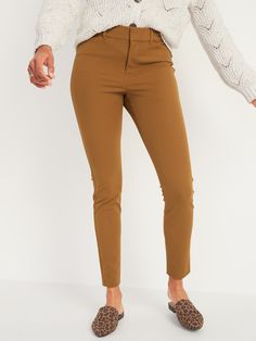 Online exclusive! The Pixie pants you love, now in a more flattering fit & fabric.  Contoured waistband, with double hook-and-bar closure, built-in belt loops and interior stay button.  Zip fly.  Diagonal on-seam hip pockets decorative welt faux-pock Dark Tan Pants Outfit, Old Navy Pixie Pants Outfit, Pixie Pants Outfit, Mustard Pants Outfit, Mustard Pants, Mustard Dress, Ankle Pants Women, Work Pants Women, Yellow Pants