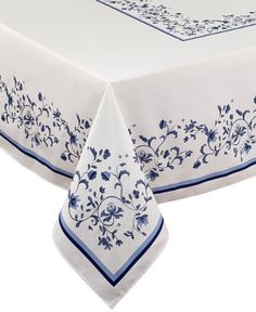 The scrolling floral vines and duotone border lines of Portmeirion's Blue Portofino tablecloth bring an air of ambiance to a long table. Couture, Port Merion, Oblong Tablecloth, Entertainment Table, Long Table, Floral Vine, Linen Tablecloth, Tablescapes, Table Linens