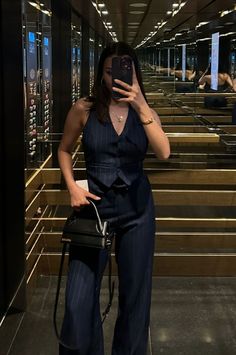 Formal Attire Hairstyle, Smart Casual Women Outfits, Smart Casual Women, European Outfit, Business Women Fashion, Stylish Work Attire, Stunning Prom Dresses, Smart Outfit, Stylish Work Outfits