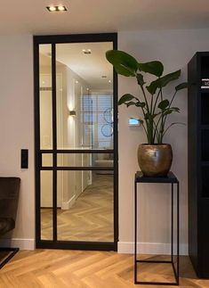 iwd-stylish-office-french-single-door-ingenious-design-square-top-cifd-in019 French Interior, Minimalist Door, Amazing Home Office, Home Office Design Ideas, Office Design Ideas, Wrought Iron Doors, Glass Doors Interior, French Doors Interior, Amazing Home