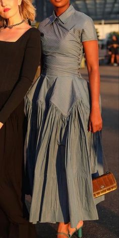 Ropa Upcycling, Dorothy Dandridge, Wedding Guest Outfit Summer Casual, Prom Dresses Black, Classy Wedding Dress, Summer Wedding Outfit Guest, Blue Evening Dresses, Prom Dresses For Teens, Wedding Guest Outfit Summer