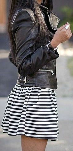 Pair Black and white striped skirt with leather jacket. Cute! Bohol, Black And White Striped Skirt, Street Mode, Moda Rock, Mode Tips, Rocker Girl, Work Tips, White Striped Skirt, Striped Skirt