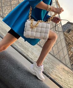 Bogetta Veneta, Bottega Veneta Outfit, Bottega Veneta Padded Cassette Bag, Luxury Brand Packaging, Padded Cassette Bag, Bottega Bag, Bottega Venetta, Bottega Veneta Bag, Leonie Hanne