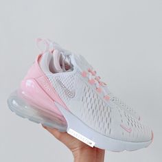 New W Box Womens Sneakers Shoes Air Max, Nike Shoes Air, Nike Shoes Women Fashion, Pretty Sneakers, Pink Nike Shoes, Back To School Shoes, Pretty Shoes Sneakers, Cute Nike Outfits, Preppy Shoes