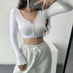 İlk görüşte aşk gerçekten var mı? #romantik # Romantik # amreading # books # wattpad Moda Ulzzang, Moda Kpop, Fe Clothing, Pakaian Feminin, Elegante Casual, Mode Kpop, Korean Girl Fashion, Ulzzang Fashion, Mode Inspo