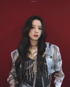 CHINA JISOO BAR on Twitter: "#BLACKPINK  #JISOO   #블랙핑크  #지수   Edit By 鲤栗旬… " Black, Hair, Pink, On Twitter, Twitter, Wall