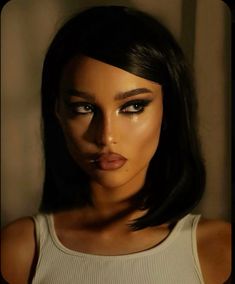 Fall make up look, fall make up aesthetic, dark smokey eye, winter makeup, dark makeup Fest Smink, Machiaj Smokey Eyes, Mob Wife Makeup, Kostuum Halloween, Feminine Makeup, Maquillage Yeux Cut Crease, Kadeřnické Trendy, Flot Makeup, Makijaż Smokey Eye