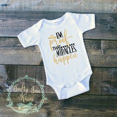 I'm Proof that Miracles happen- Baby Bodysuit- Baby Miracel Shirt- NICU Baby- Premie Baby by SaltySeaKisses on Etsy Premie Baby Clothes, Baby Mermaid Outfit, Premie Baby, Funny Baby Shirts, Baby Boy Easter, Mermaid Baby, Fashionable Baby Clothes, Preemie Babies, Baby Mermaid