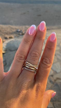 Nails For Recruitment, Sorority Formal Nails, Everyday Outfits With Leggings, Round Nail Ideas Spring, Nail Inspo Spring Break, Nails For Pale Skin Tone, Birthday Spring Nails, Very Short Acrylics, Light Pink Almond Nails Design