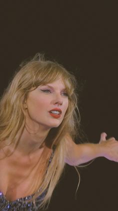 Taylor Swift Fotos, Taylor Swift Cute, Blonde Cat, Taylor Swift The Eras Tour, Come Soon, Taylor Swift Posters, Swift Photo, Foto Casual