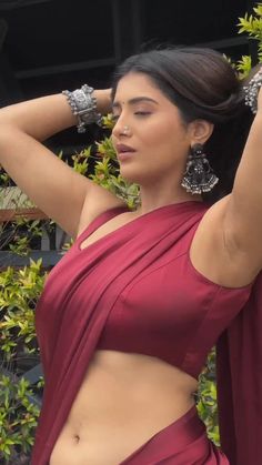 Rashi Singh Punjabi Wedding Couple, Snake Girl, Beauty Pics, Saree Photoshoot, B Fashion, Feminine Aesthetic, Hot Actresses