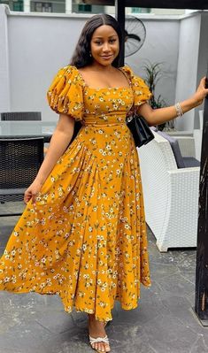 Latest Gown For Akara, Lace Dress Classy, Modest Casual Outfits, Corporate Dress, Long African Dresses, African Prom Dresses, African Inspired Clothing, African Print Dress Designs