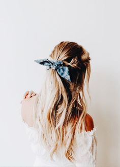 Best Stores to Buy Scrunchies & Scrunchie Hairstyles - Design & Roses Popsugar, Bandana Hairstyles, School Looks, Long Blonde, Trending Hairstyles, Long Blonde Hair, Box Braids Hairstyles, Scrunchie Hairstyles, Hair Designs