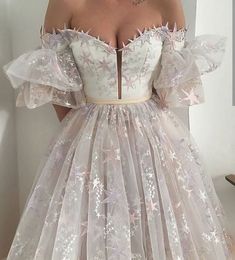 Untitled Gorgeous Gowns, Ladies Dress Design, Princess Dress, Gorgeous Dresses, Pretty Dresses