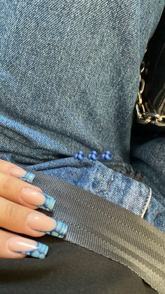 Kylie Jenner Nails Square, Aura Nails French Tip, Square Shape Nails, Square Nails Design, Nails April, Mail Inspo, Summery Nails, Arylic Nails, Classy Acrylic Nails