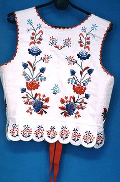 Polish Embroidery, Polish Wedding, Wedding Vest, Hungarian Embroidery, Folk Clothing, Embroidery On Clothes, Folk Embroidery, Folk Dresses, Embroidered Clothes