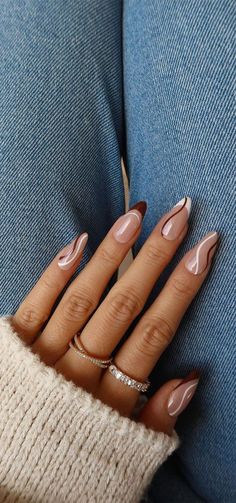 Fall nails Desain Salon Kuku, 2024 Minimalist, Minimalist Nail, November Nails, Fall Gel Nails, Classy Acrylic Nails