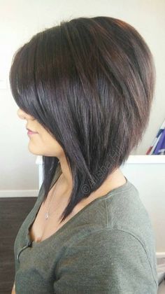 Drastic A Line Haircut, Aline Haircuts For Women, Aline Haircut Medium With Bangs, A Line Cute Hair Short, A Line Long Bob Hairstyles, Medium A Line Bob, Cascade Hairstyle, Stacked Lob Haircut, A Line Haircut With Layers