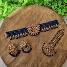 Choker set Rs 3700 only #choker #jhumkay #teeka #stonejewellery #kundanjewellery #bridaljewellery #zirconjewellery #hyderabadijewellery #traditionaljewellery #casualjewellery #casualwear #fatimajewels #karachi #lahore #islamabad #pakistan #uk #usa #uae #saudiarabia #partywear #bridalwear #jewellery #jewellerylovers #weddingseason #jewelsbyfatimakhan June 22