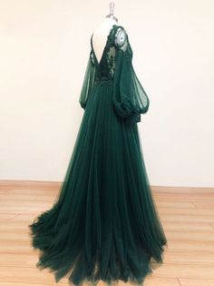 Prom Dress Green, Green Wedding Dresses, Green Tulle, Tulle Evening Dress, Corset Dress Prom, Lace Prom Dress, Long Sleeve Evening Dresses, Prom Dress Inspiration, Green Prom Dress