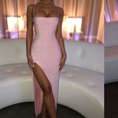 Colour: Gold Sparkle. Polyester Lurex Spandex. Stretchy Fabrication. Double Layered. Moulds To Body Figure. Criss Cross Back Tie Up Feature. Low V Back. Maxi Length. Front Leg Split. Sierra Is A Size Xs & Wears An Xs. She Is 167cm Tall & Is D Breast Cup. Pink Birthday Dress, Pink Dress Outfits, 21st Birthday Outfits, Cute Birthday Outfits, Cute Prom Dresses, Split Maxi Dress, Prom Outfits, Stretchy Dress, Mode Streetwear