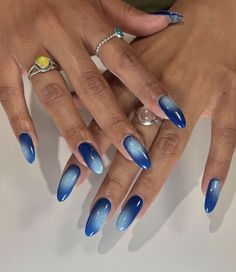 Vacation Nail Designs, Nail Design Stiletto, Nail Design Glitter, Easy Nails, Cat Eye Gel Polish, Prettiest Celebrities, Special Nails, Cat Eye Gel, Vacation Nails