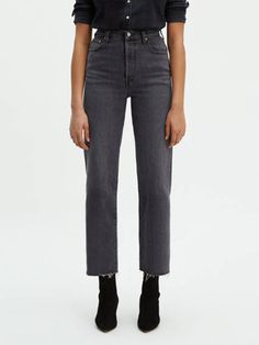 Levi's Ribcage Straight Jeans Levi’s Ribcage Straight, Levis Ribcage Straight Ankle Jeans Outfit, Levis Ribcage Straight Ankle Jeans, Urban Jeans, Levis Outfit