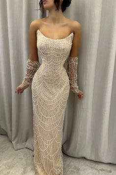 Shop a look that will turn heads with this Bellasprom Strapless Sequins Pearls Evening Gown Mermaid Long On Sale. available in a variety of styles and colors. Extra coupons to save a lot. Evening Gown Mermaid, Md Dresses, Hollywood Prom, Gown Mermaid, Outfits Styles, Outfit Elegant, Split Prom Dresses, Matric Dance, Gorgeous Prom Dresses